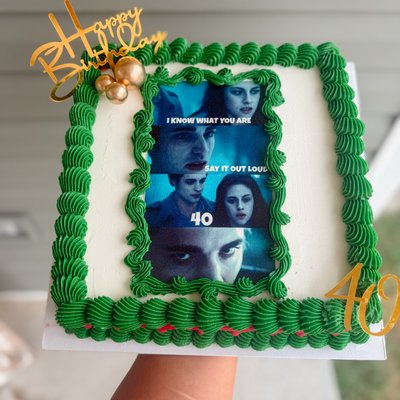 10” Square Cake 