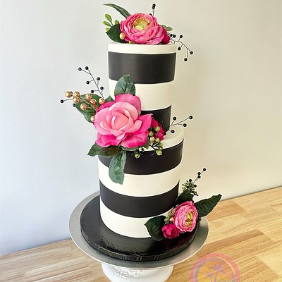 Custome Cakes 