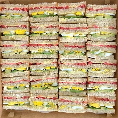 Mini Triples (Eggs, Avocado, Tomato) 