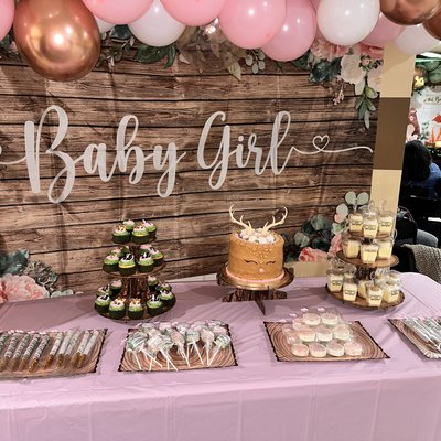 💖 Tier 1 – Petite Dessert Table 