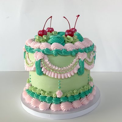 6” Round Custom Cake