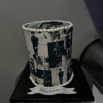 Monochromatic Picture Cake