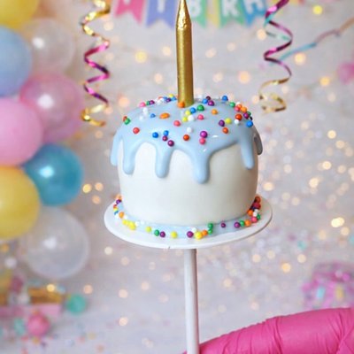 Birthday Cake with Candle Cakepop