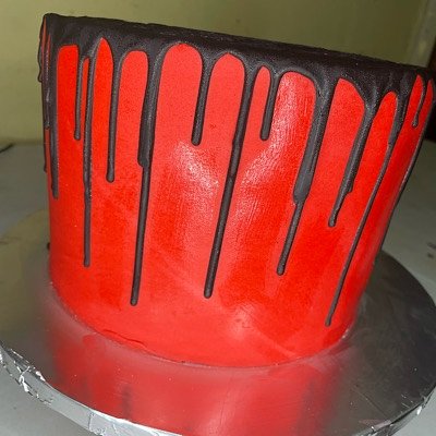 One Tier Drip Cake 10” 