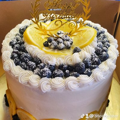 8 Inch Cake