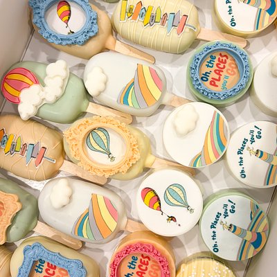 Medium Custom Dipped Treat Box (48 Treats)