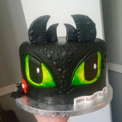 8" Cakes