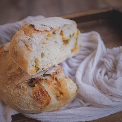 Jalepeno Cheddar Sourdough Loaf