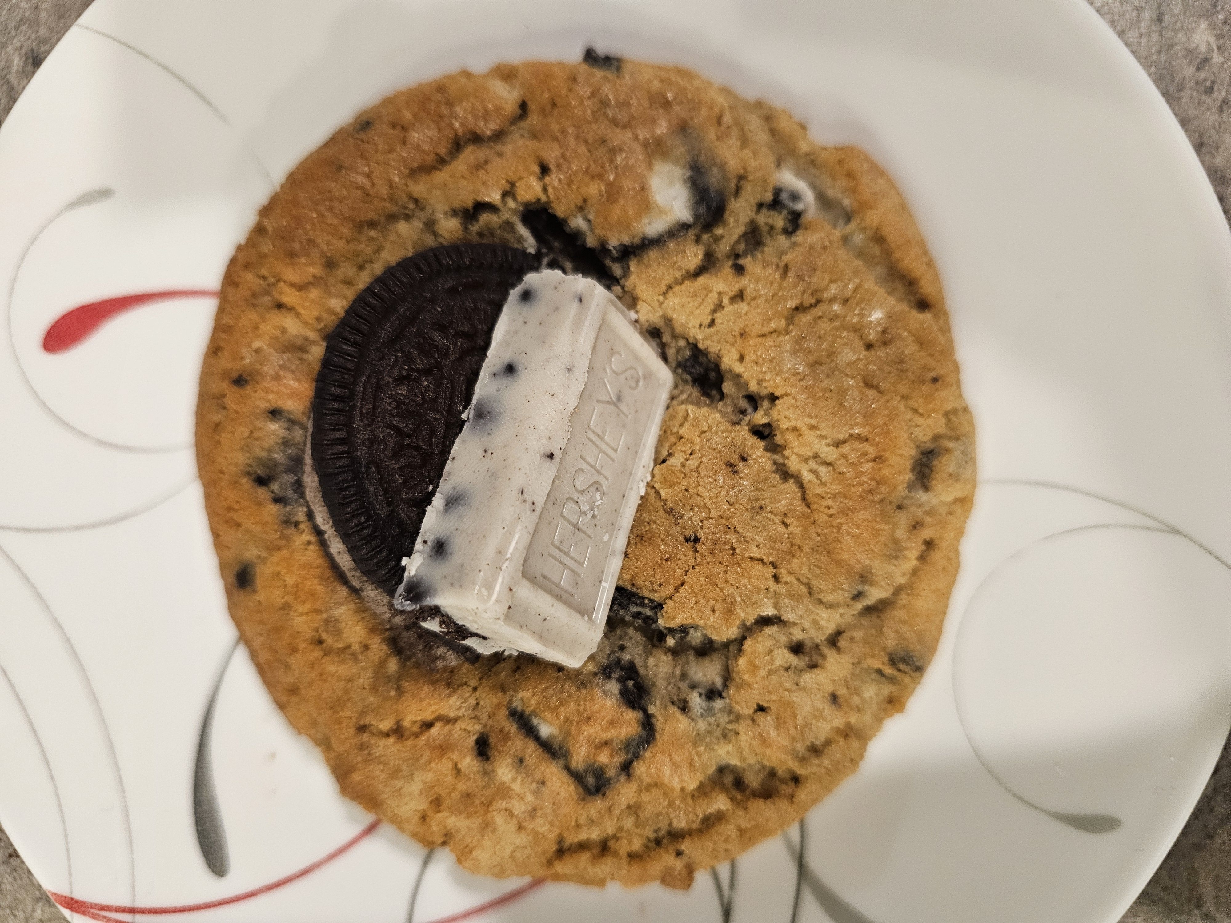 Cookies And Creme Cookie