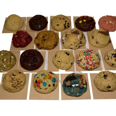 Bakery Box Assortment (12 Bakery Style Cookies)