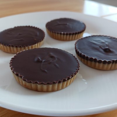 Peanut Butter Cups - 8 Cups 