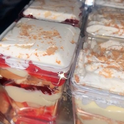 4oz Banana Pudding Cups Variety Flavors (2 dz Minimum)