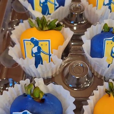 Graduation Strawberries 