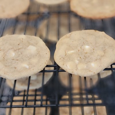 White Chocolate  Macadamia  Nuts 