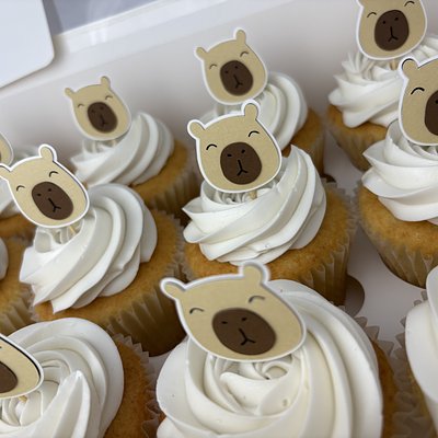 Capybara Cupcake Toppers (12)