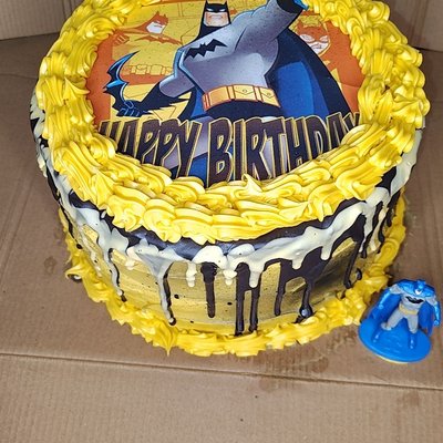 Medium Cake