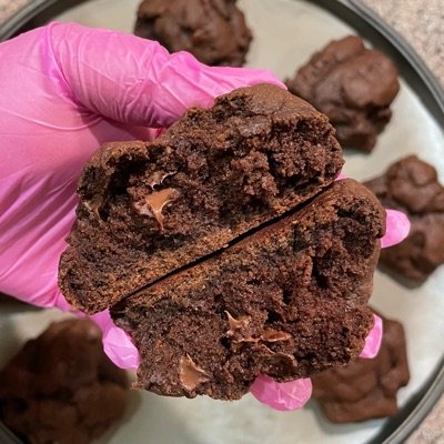 Double Chocolate Chip Chunky Cookie