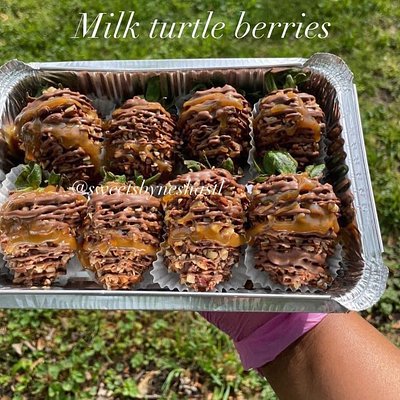 Valentine’s Day MILK Turtle Berries 6/$28 8/$38 12/$48