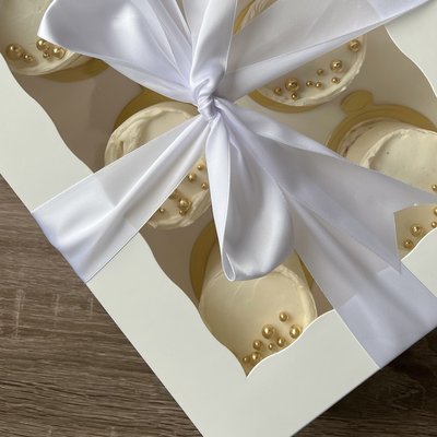 Signature Tasting Box