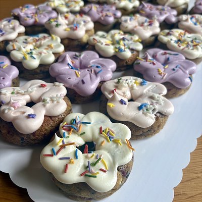 20 Cookie Doughnuts 
