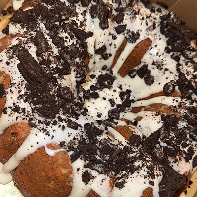 Oreo Pound Cake 