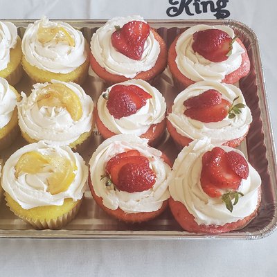 Cupcakes (All Same Flavor)