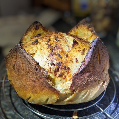 Jalapeño Cheddar Sourdough 