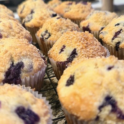 🫐 Blueberry Crumble Muffins