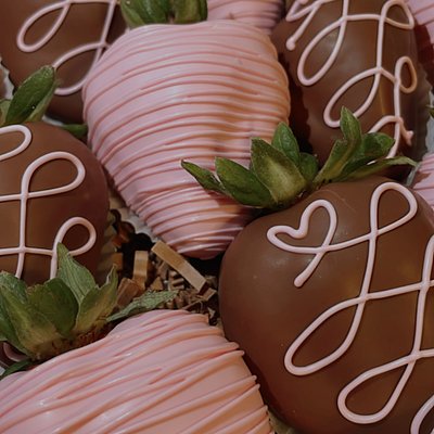 Custom Chocolate Covered Strawberries 