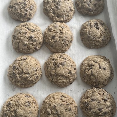 Chocolate Chip Sourdough Cookies 