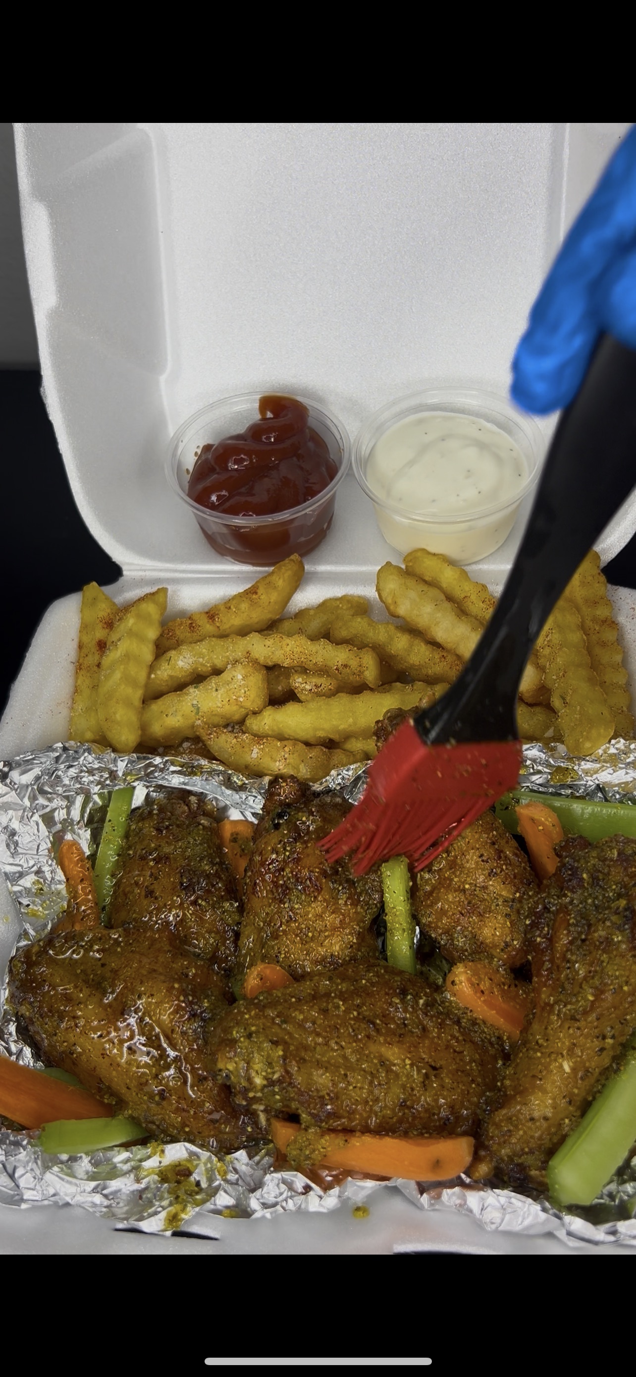 8 Piece Wing Combo