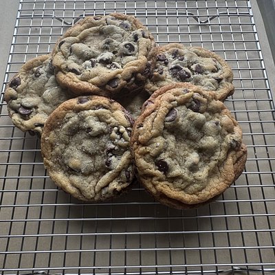 Chocolate Chip Cookies - 6 