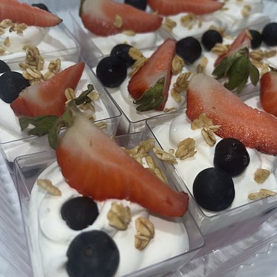 Yogurt Parfait (dozen)