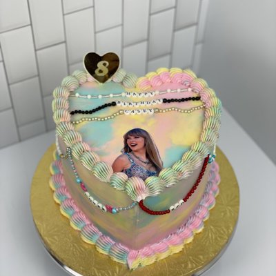 8in Heart Cake