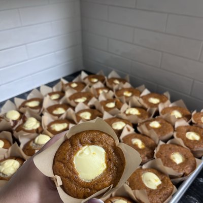 Pumpkin Cream Cheese Muffins 
