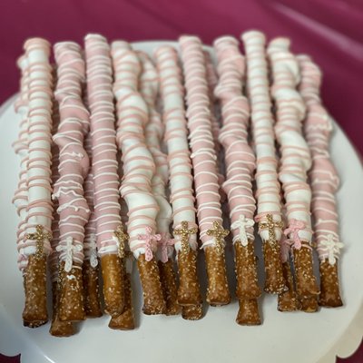 Chocolate Covered Pretzel Rods 