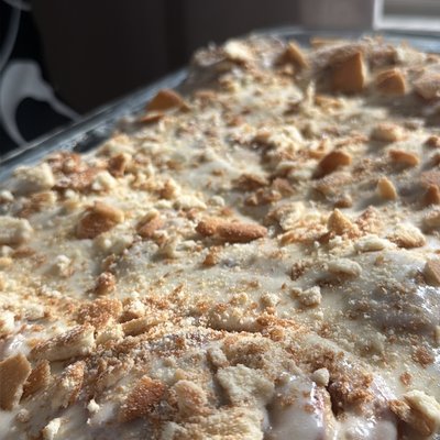 Banana Pudding Cinnamon Roll 