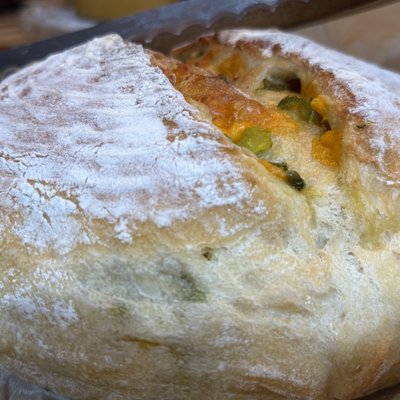 Jalapeño Cheddar Sourdough 