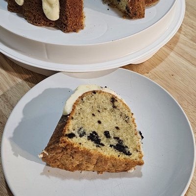 Oreo Pound Cake