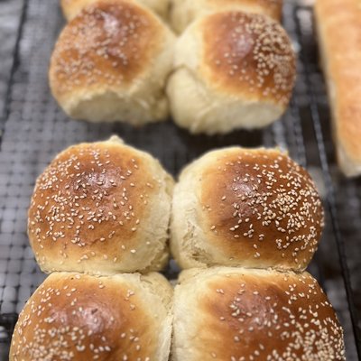 Sourdough Brioche Hamburger/Hotdog Buns 4ct