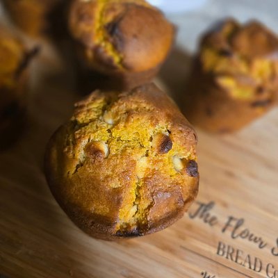 Sourdough Pumpkin Cheesecake Muffins