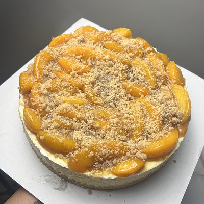 Peach Cobbler Cheesecake
