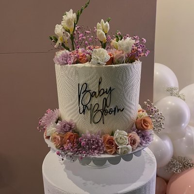 8 Inch Round Cake