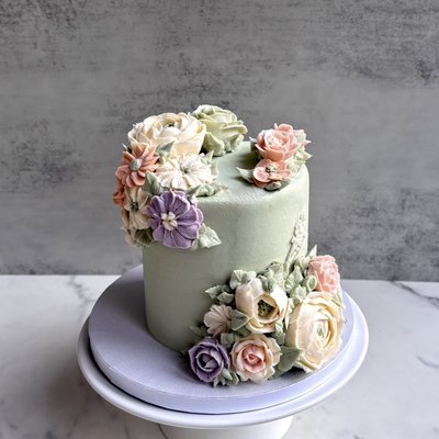 4 Inch Mini Flower or Vintage Cake