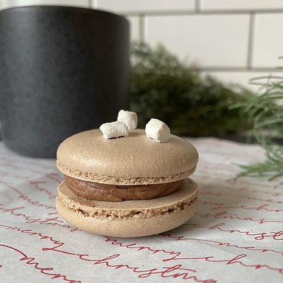 Hot Cocoa Macaron