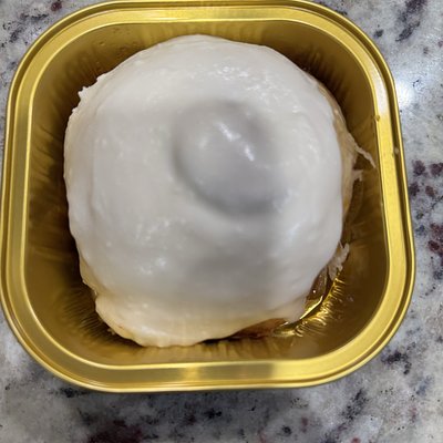 Single Classic Cinnamon Roll