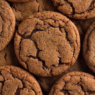 Vegan Molasses Cookie