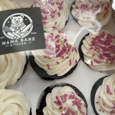 12 Count Vanilla & Chocolate Cupcakes with Cream Cheese Frosting 