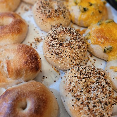 COMBO #2 SOURDOUGH BREAD & 8CT SOURDOUGH BAGELS
