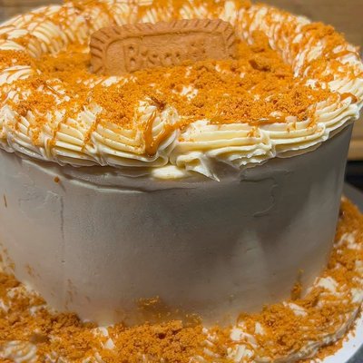 Biscoff Cake 